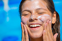 put on sunscreen